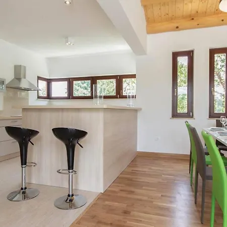 Villa Dora In Istria Kids Friendly With Private Pool And Playground For 10 Persons Svetvinčenat