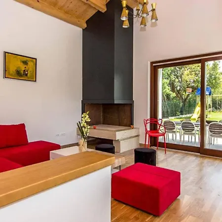 Dora In Istria Kids Friendly With Private Pool And Playground For 10 Persons * Svetvincenat