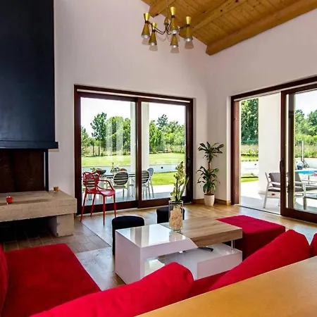 Villa Dora In Istria Kids Friendly With Private Pool And Playground For 10 Persons *