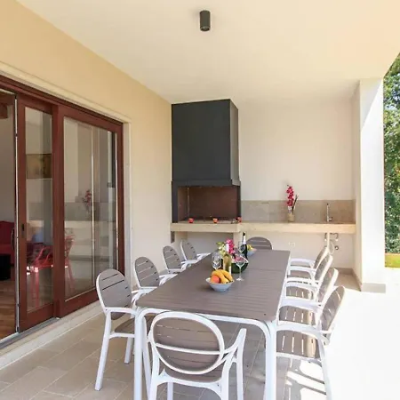 Dora In Istria Kids Friendly With Private Pool And Playground For 10 Persons *