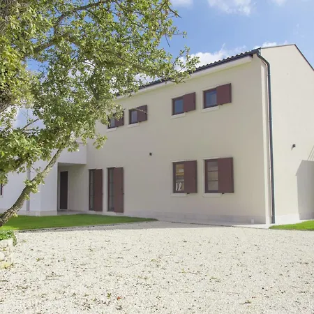 Dora In Istria Kids Friendly With Private Pool And Playground For 10 Persons *