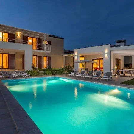 Dora In Istria Kids Friendly With Private Pool And Playground For 10 Persons