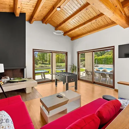 Dora In Istria Kids Friendly With Private Pool And Playground For 10 Persons *