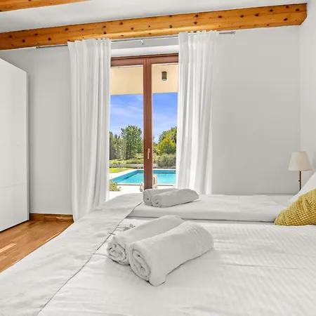 Dora In Istria Kids Friendly With Private Pool And Playground For 10 Persons *