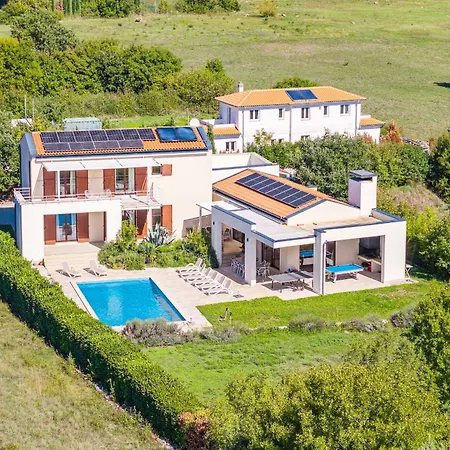 Dora In Istria Kids Friendly With Private Pool And Playground For 10 Persons Svetvincenat